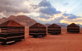 Desert Mars Camp & Tours